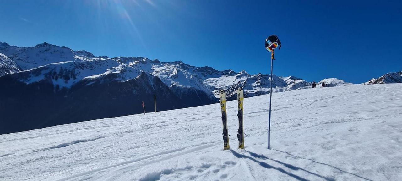 Appartement Tres Agreable Dans Belle Residence, Classe 3 Etoiles Par Le Comite Departementale Du Tourisme En Haute Garonne Bagnères-de-Luchon Buitenkant foto