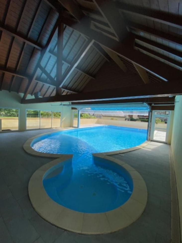 Appartement Tres Agreable Dans Belle Residence, Classe 3 Etoiles Par Le Comite Departementale Du Tourisme En Haute Garonne Bagnères-de-Luchon Buitenkant foto